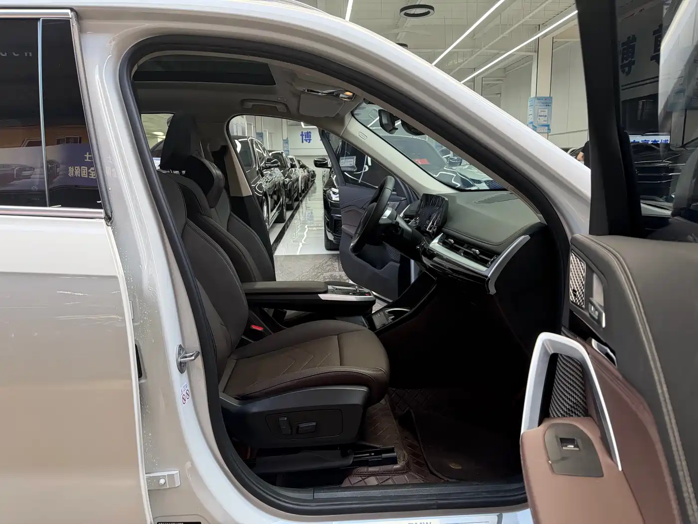 BMW X1 2024 sDrive25Li X Design Package фото 15