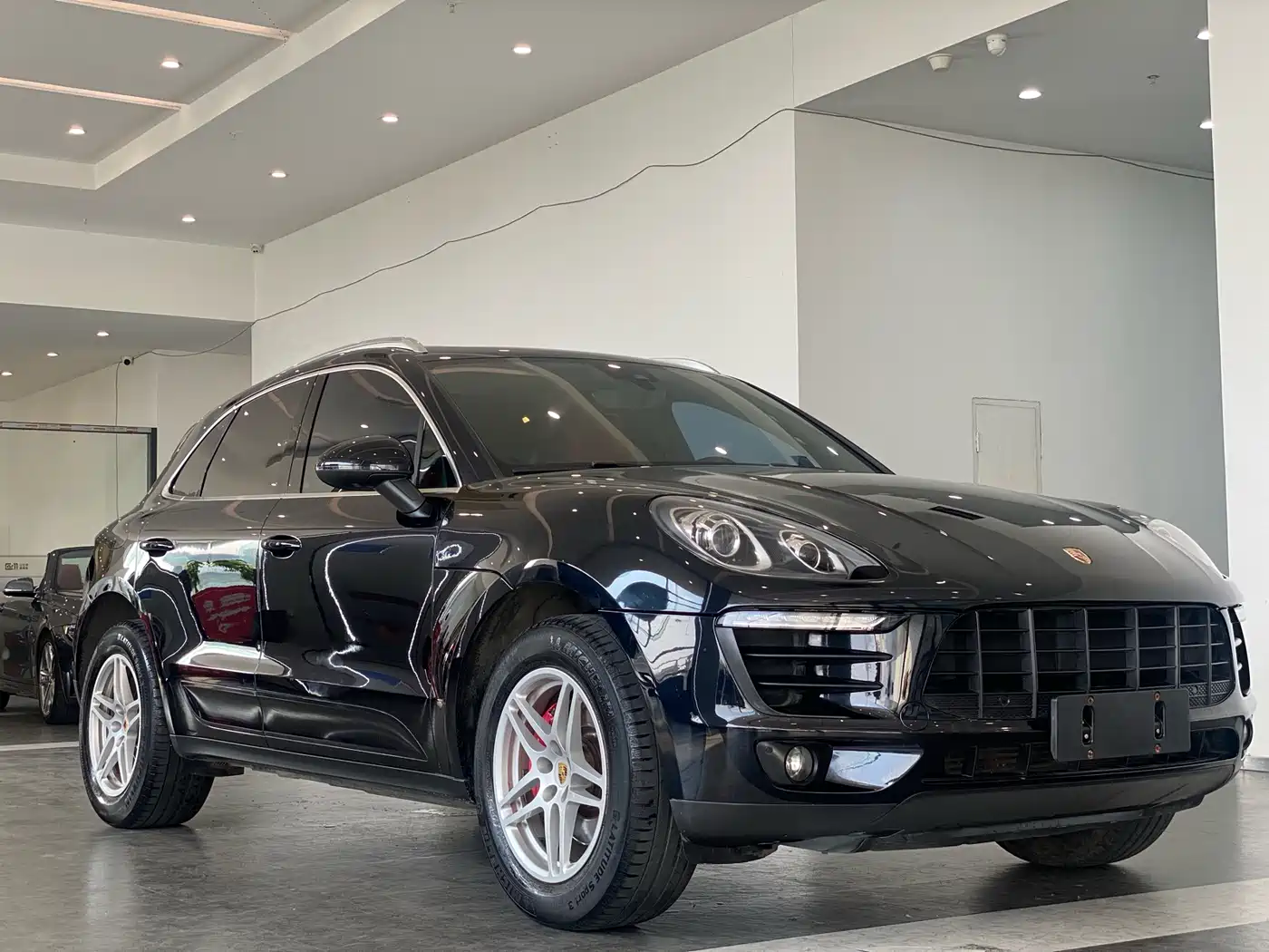 Porsche Macan 2017 Macan 2.0T фото 3