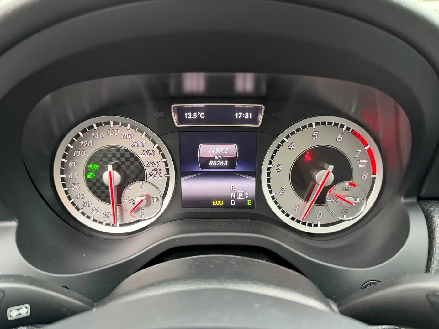 Mercedes-Benz A-Class (Import) 2013 A 200 Urban фото 15