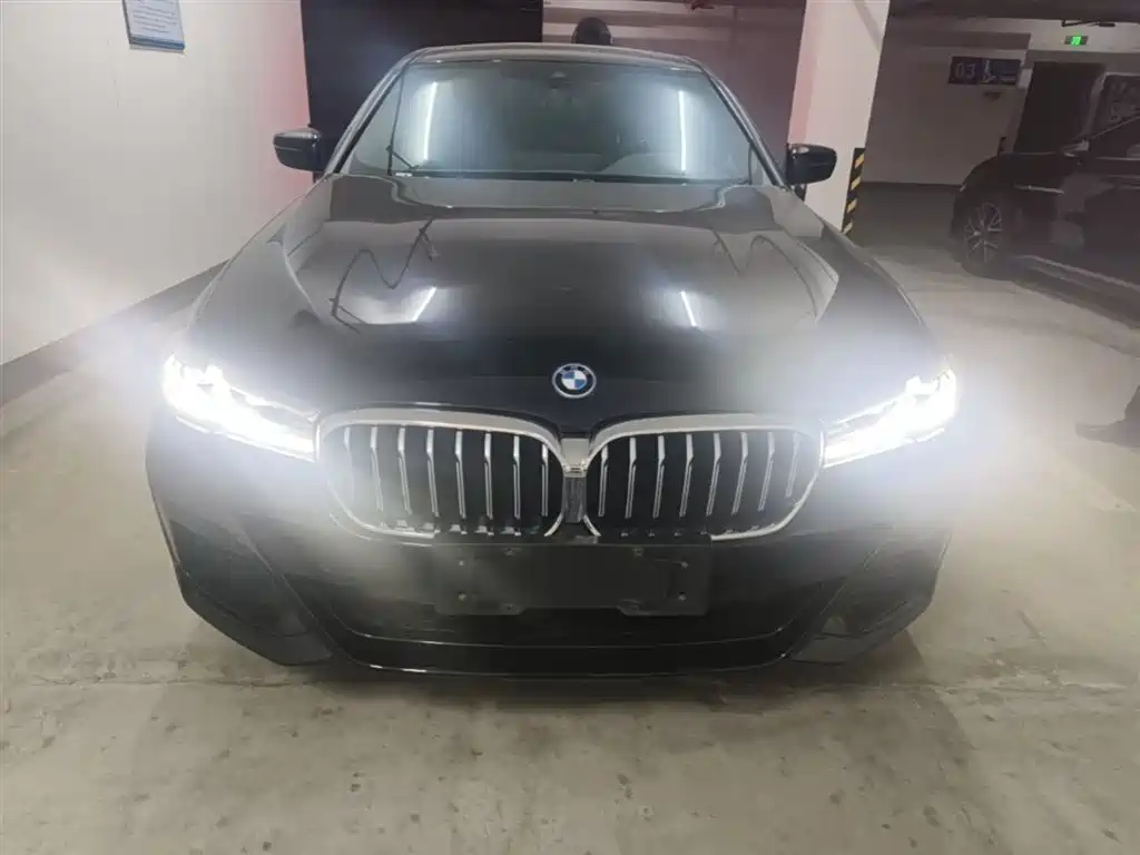 BMW 5 Series New Energy 2022 Facelift 535Le M Sport Package фото 3