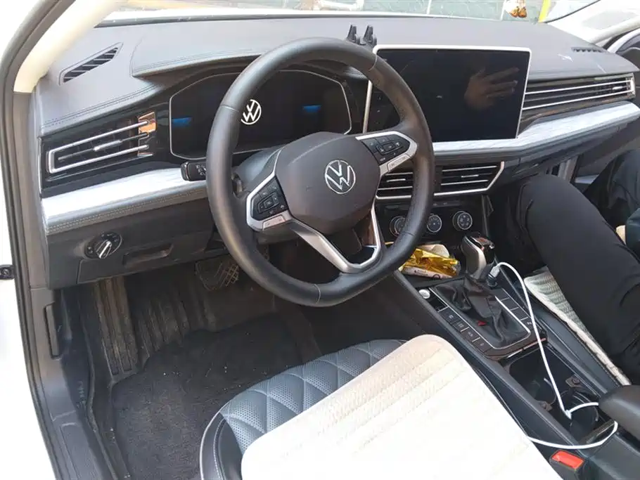 Volkswagen Sagitar 2024 300TSI DSG Surpass Edition фото 12