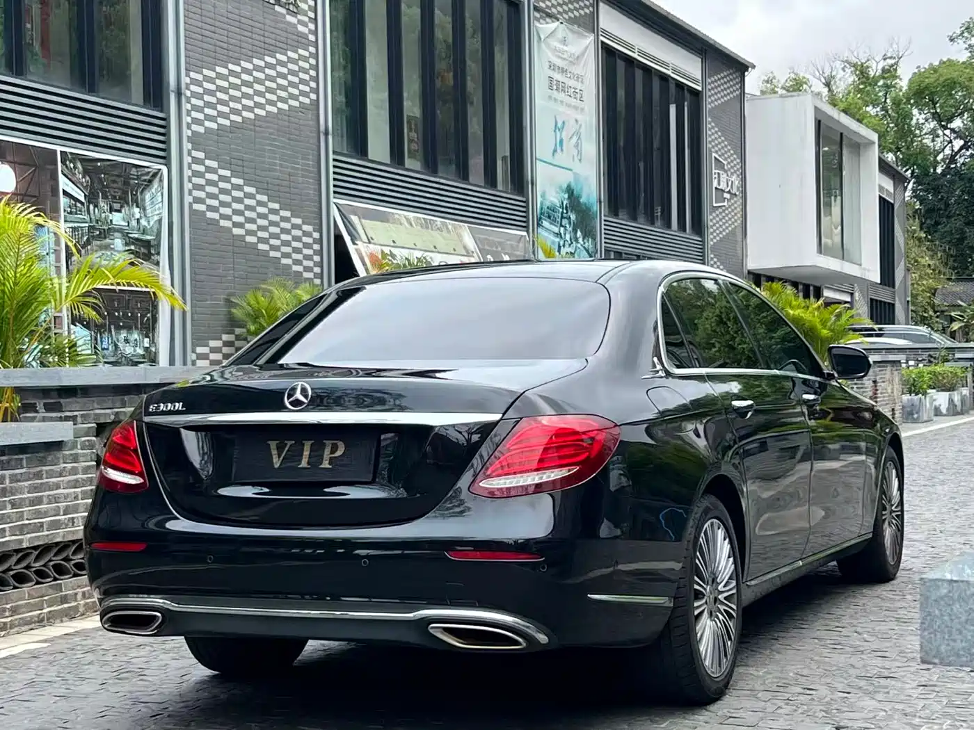 Mercedes-Benz E-Class 2020 Facelift E 300 L Fashion фото 7