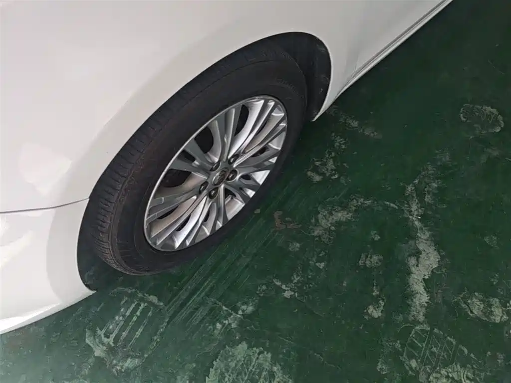 Buick Excelle 2015 15N Automatic Elite фото 23