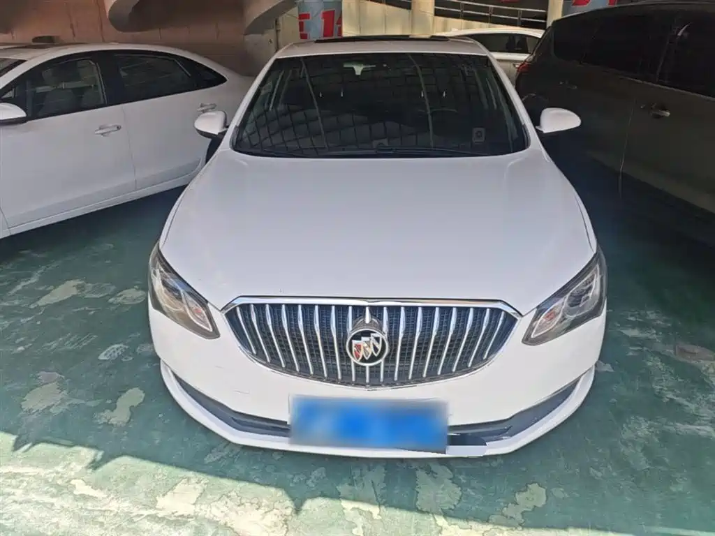 Buick Excelle 2016 Model 15N Automatic Luxury фото 3