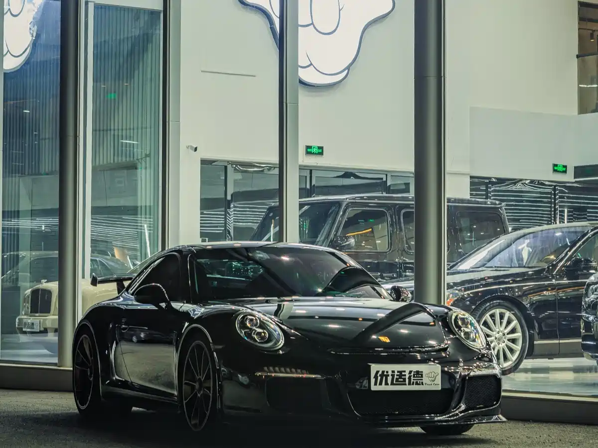 Porsche 911 2013 GT3 3.8L