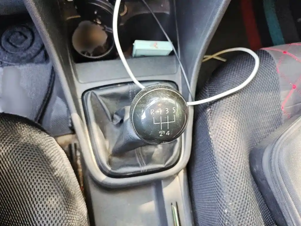Volkswagen Santana 2013 1.6L Manual Trend Edition фото 7