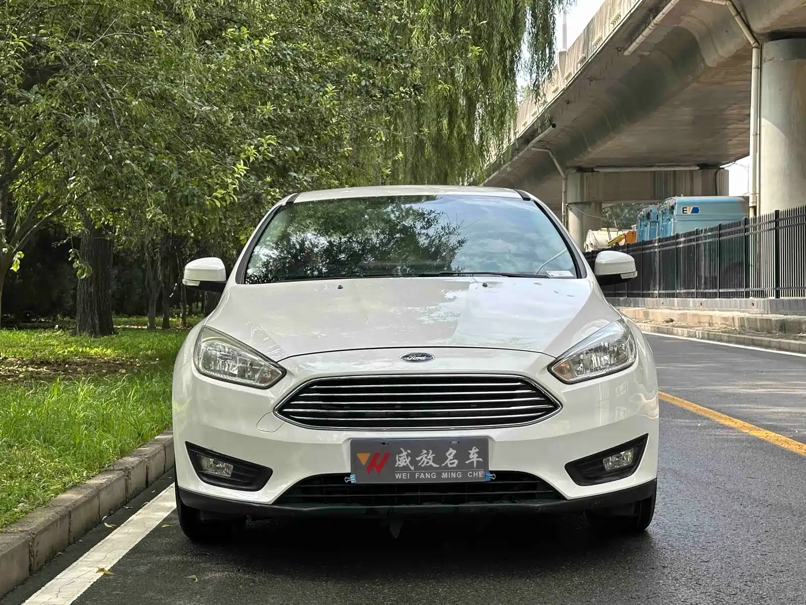 Фото 2 - Ford Focus