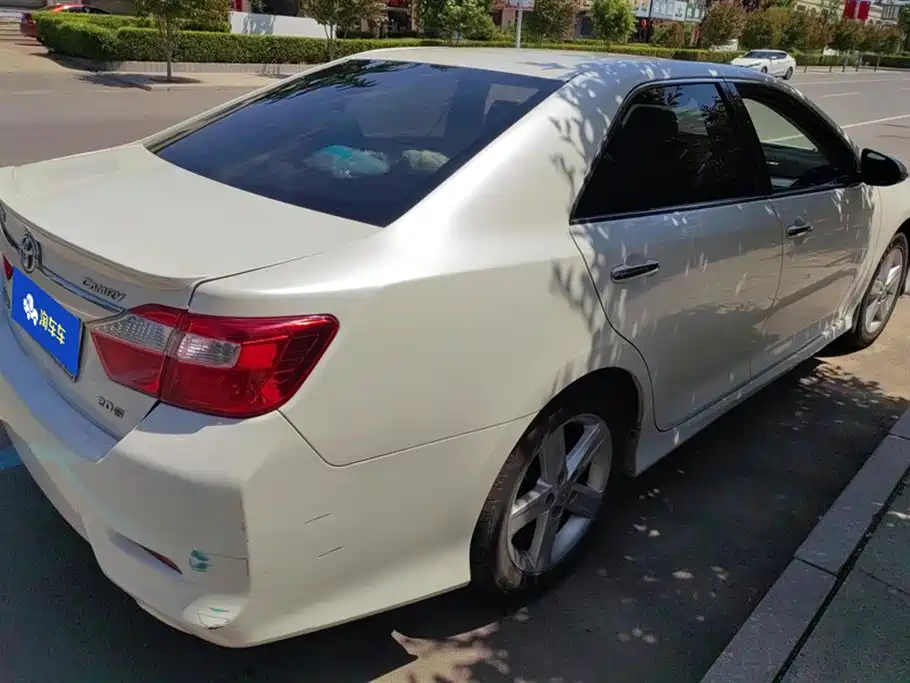 Toyota Camry 2013 2.0G Comfort фото 3