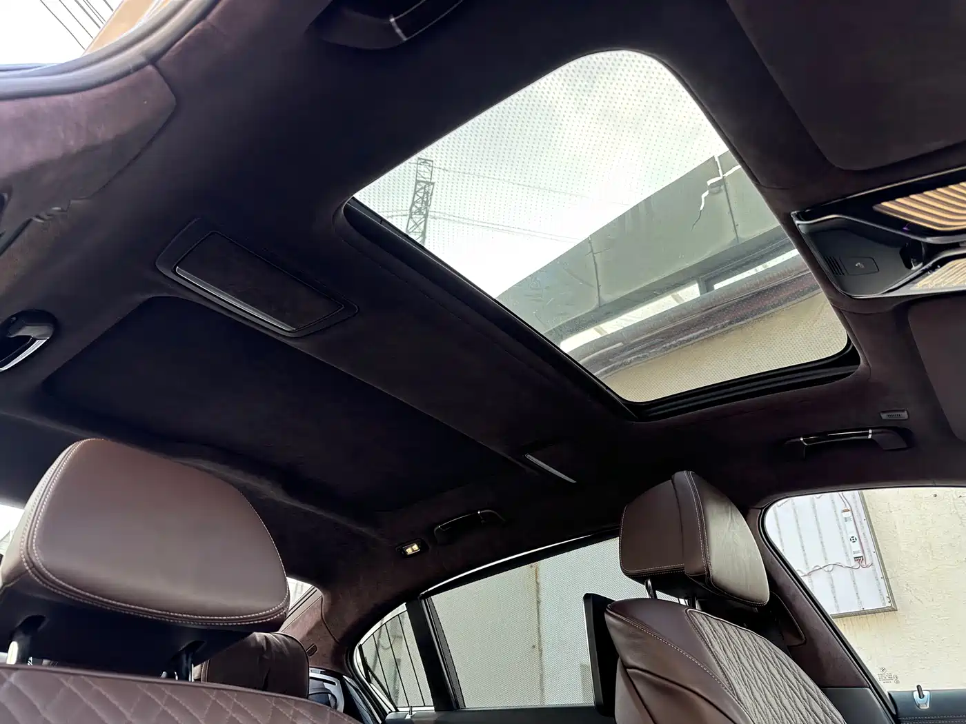 BMW 7 Series 2017 740Li xDrive Luxury Edition фото 18