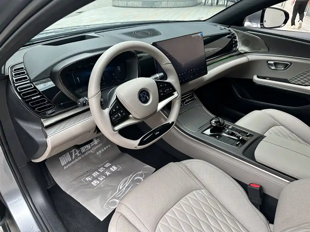 BYD Han 2024 Model DM-i Glory Edition 121KM Premium Type фото 13