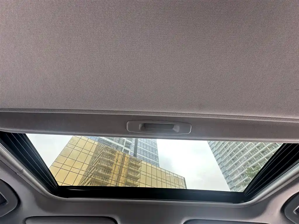 Toyota Camry 2022 2.0S Knight Edition фото 17