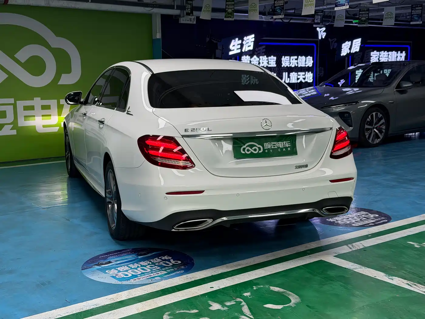Mercedes-Benz E-Class 2019 E 260 L Sport фото 22
