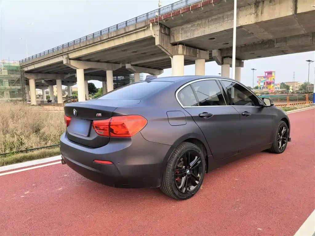 BMW 1 Series 2019 118i Fashion Edition фото 23