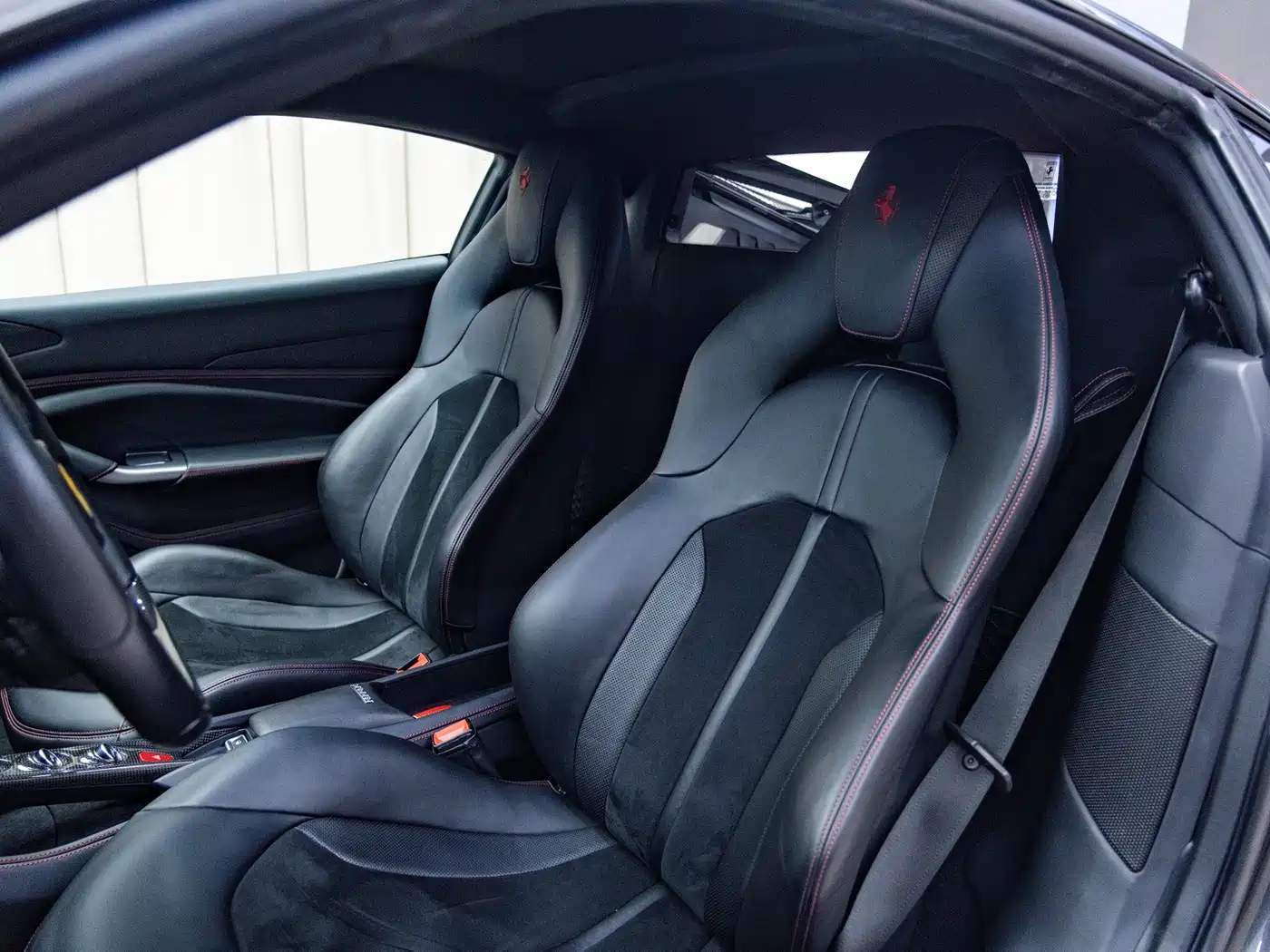 Ferrari F8 2020 2019 Tributo 3.9T V8