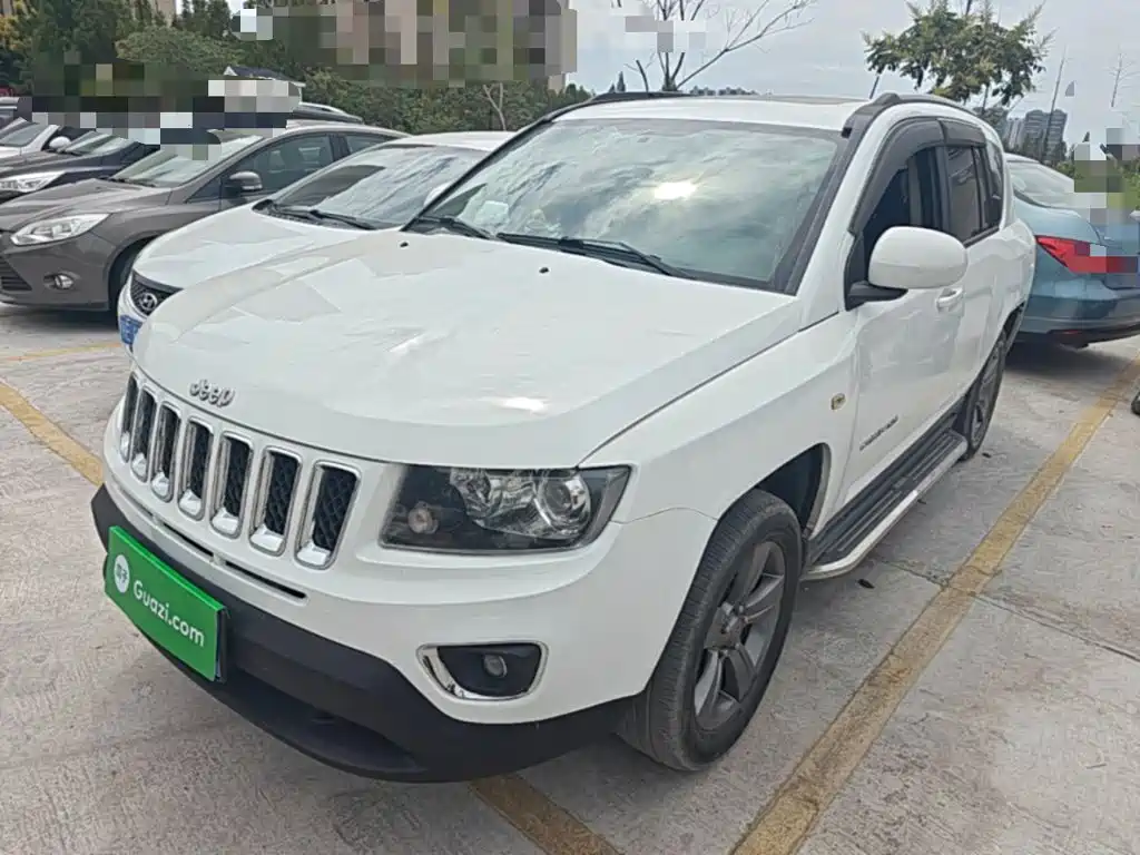 Фото 2 - Jeep Compass (Import)