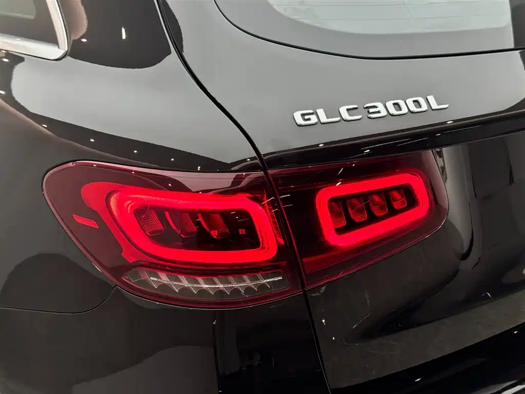 Mercedes-Benz GLC 2022 GLC 300 L 4MATIC Dynamic Collector's Edition фото 20