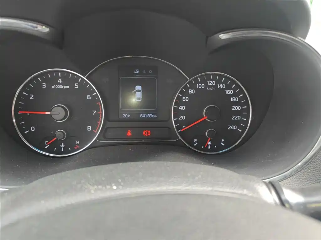 Kia K3 2016 1.6L Manual GLS фото 12