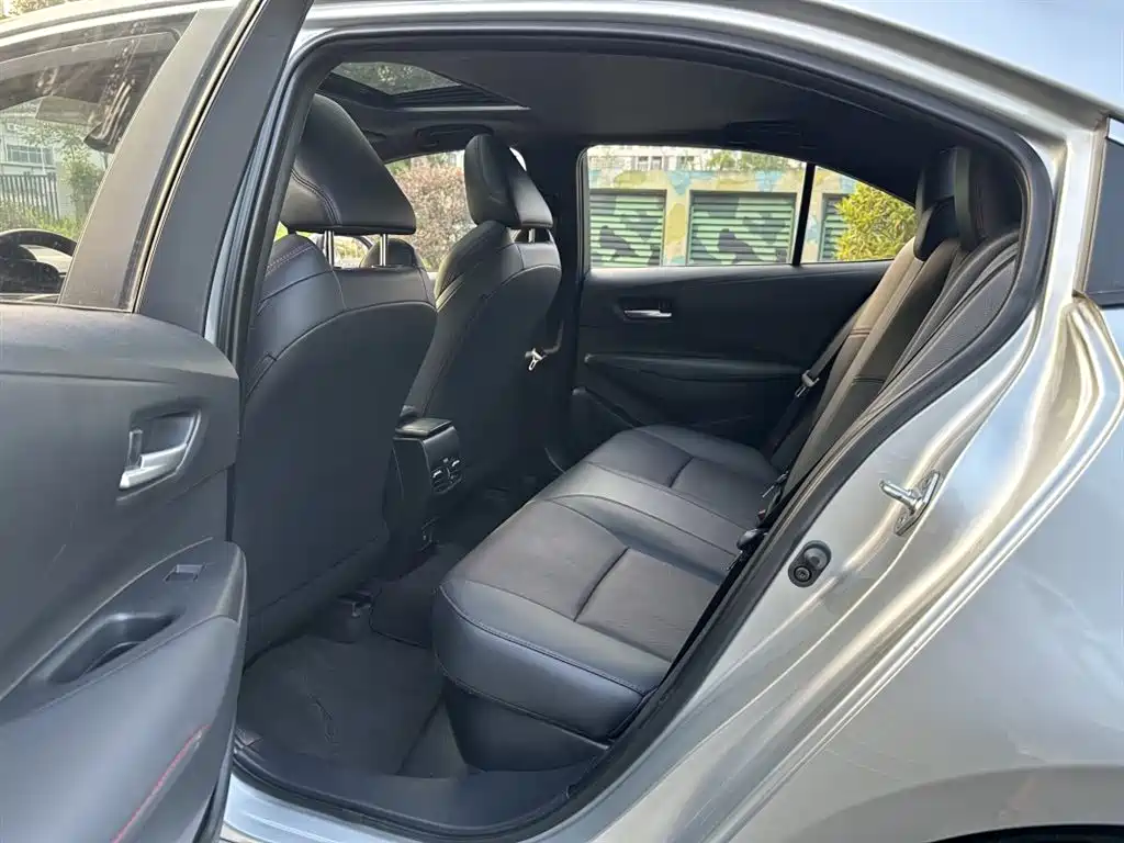 Toyota Levin 2021 Dual Engine 1.8H E-CVT Sport фото 7