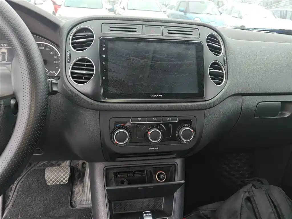 Volkswagen Tiguan 2016 280TSI Automatic 2WD Silk Road Fashion Edition фото 9