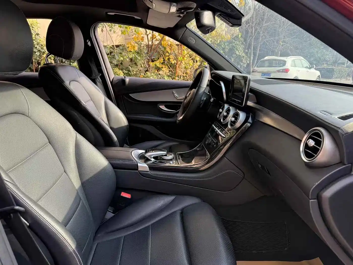 Mercedes-Benz GLC 2016 GLC 200 4MATIC фото 6