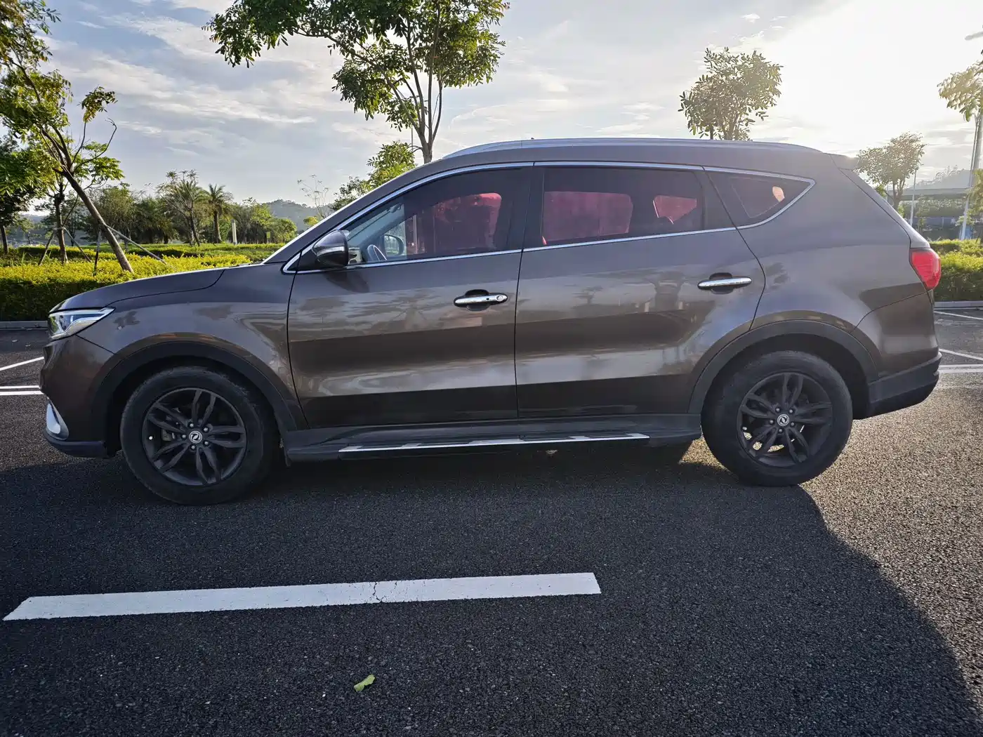 Dongfeng Fengguang Fengguang 580 2019 2020 1.5T CVT Luxury