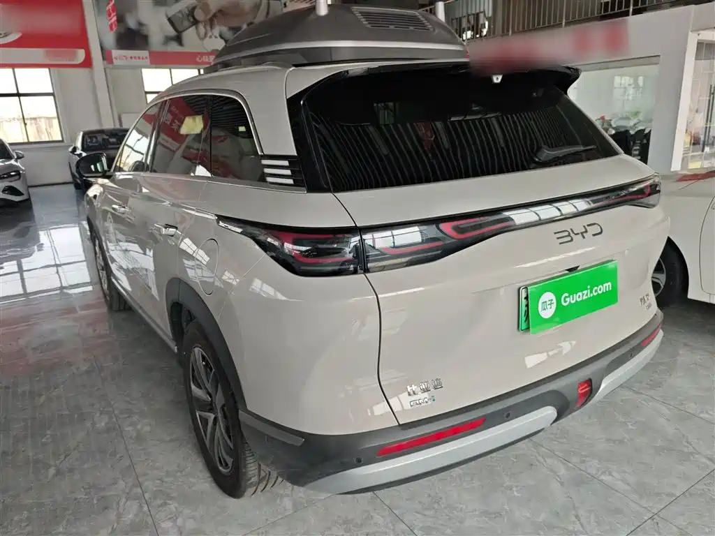 BYD Hai Shi 07 DM-i 2025 150 Pilot+ Edition фото 5