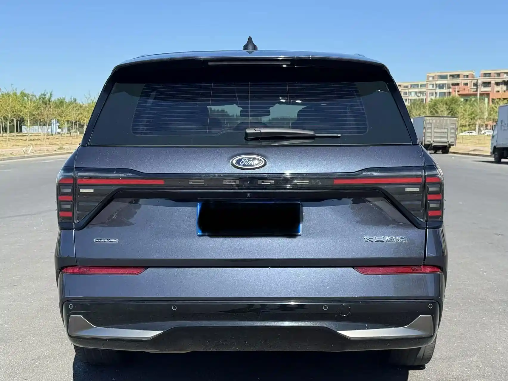 Фото 8 - Ford Edge
