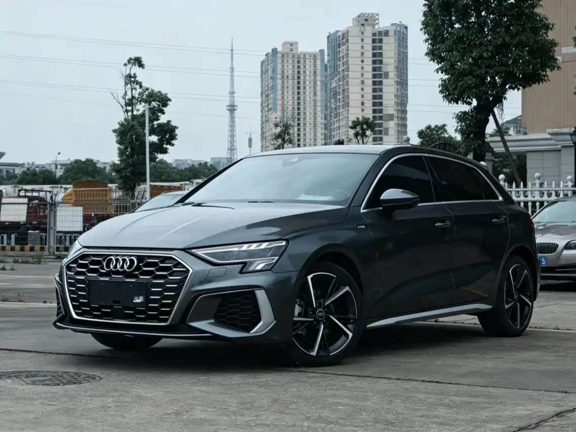 Audi A3 2023 Sportback 35 TFSI Fashion Sport