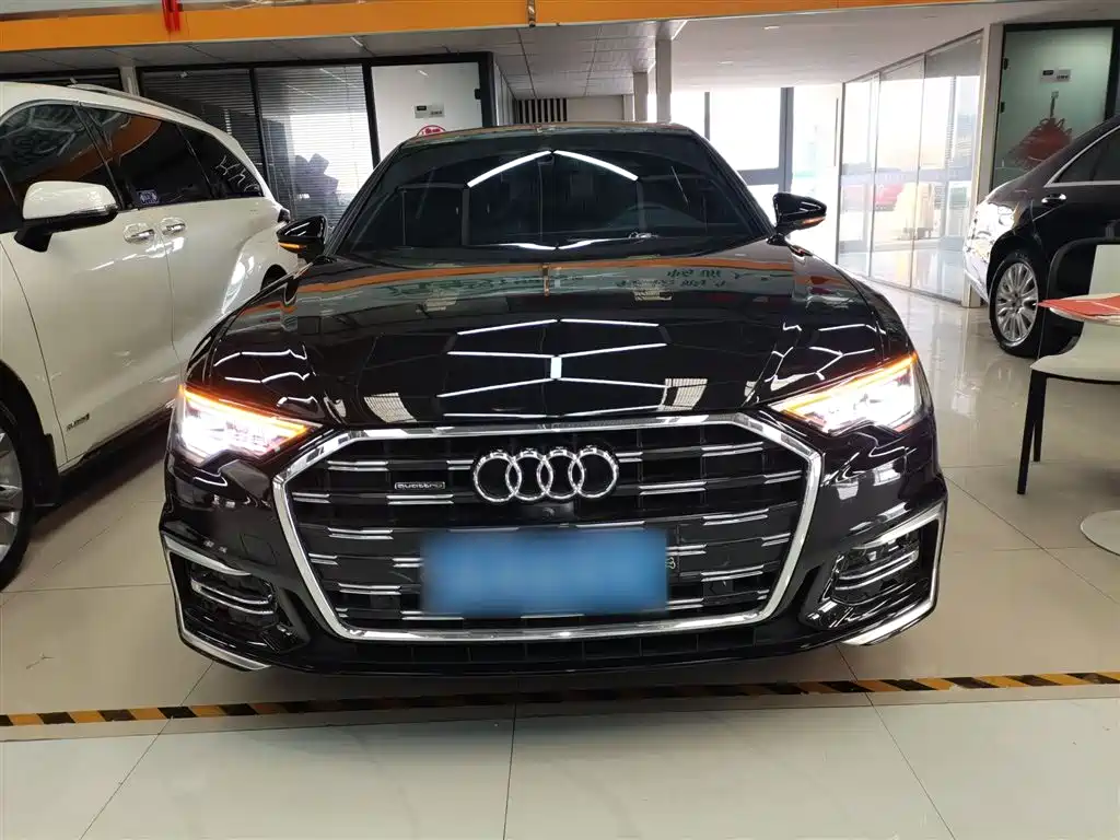Audi A6L 2025 45 TFSI quattro Premium Sport фото 3