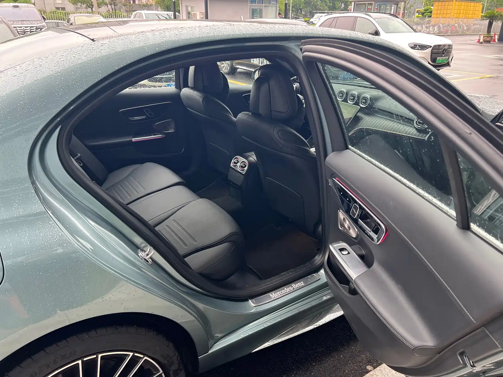Фото 8 - Mercedes-Benz C-Class