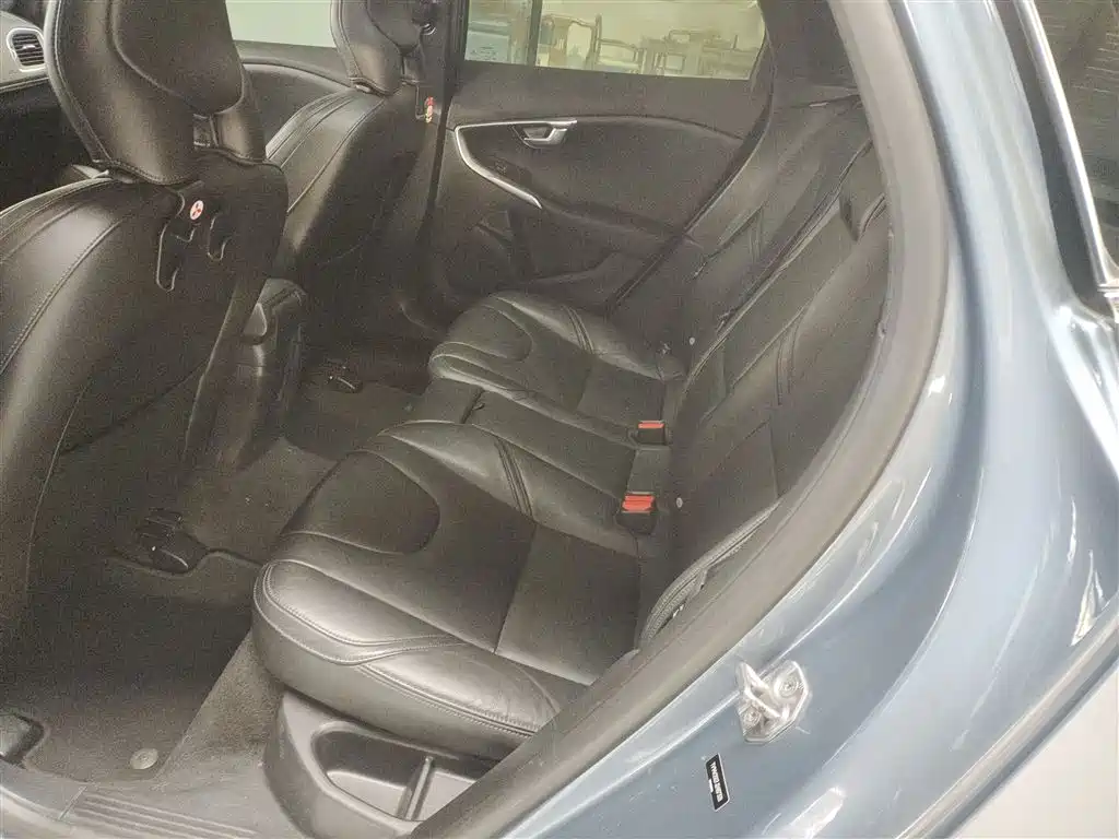 Volvo V40 2018 2018 T3 Inscription Edition