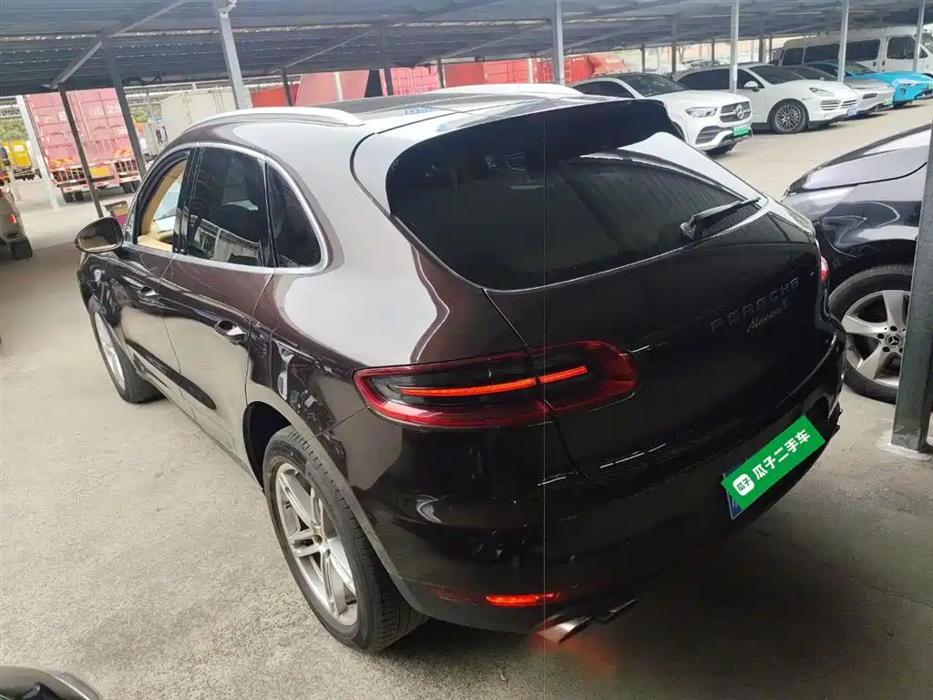 Porsche Macan 2014 Macan 2.0T фото 23