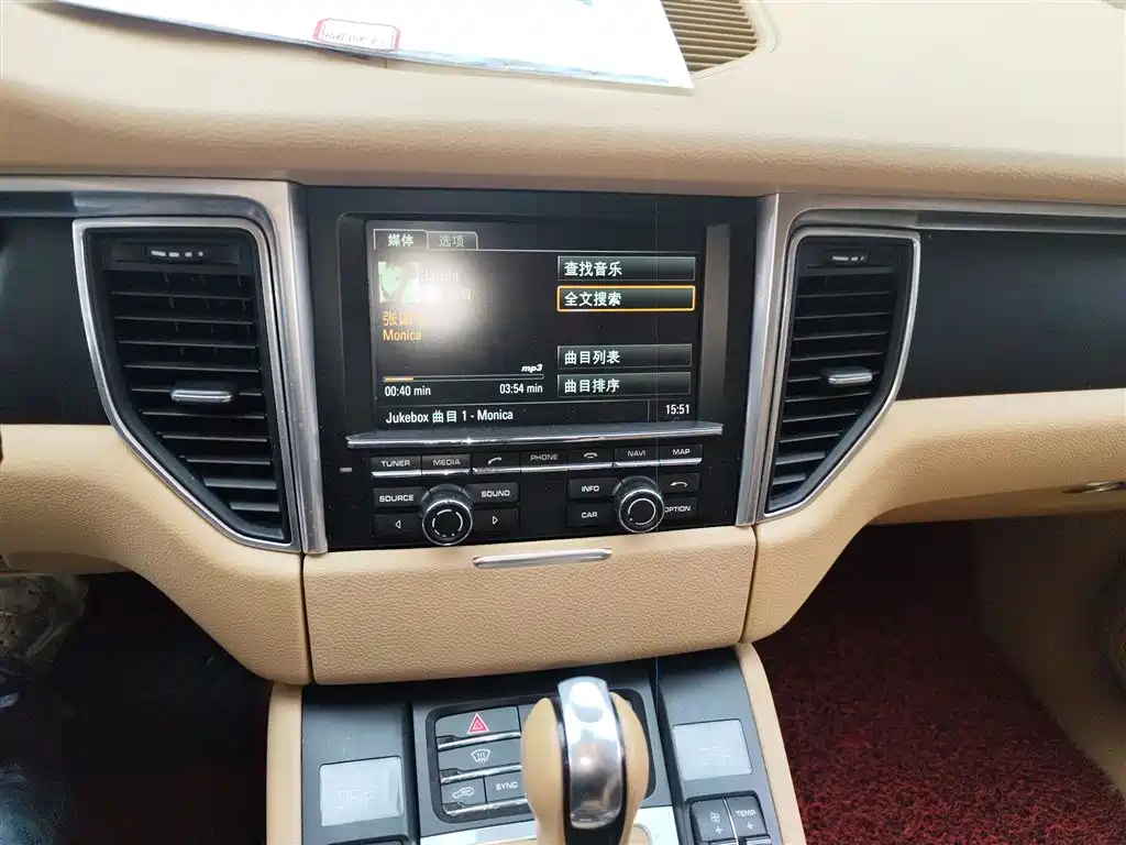 Porsche Macan 2014 Macan 2.0T фото 9
