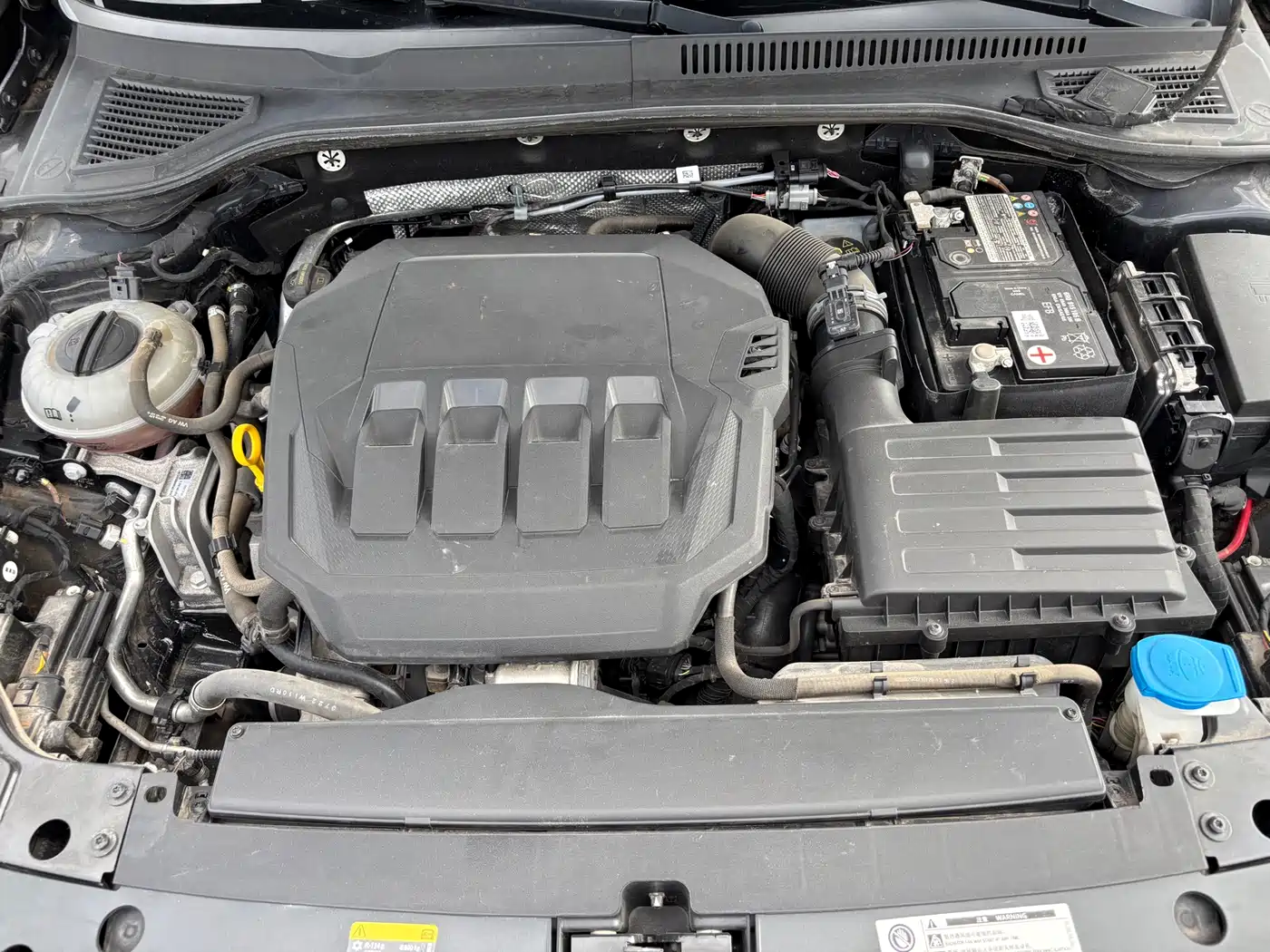 Volkswagen Passat 2023 330TSI Starlight Luxury Edition фото 16