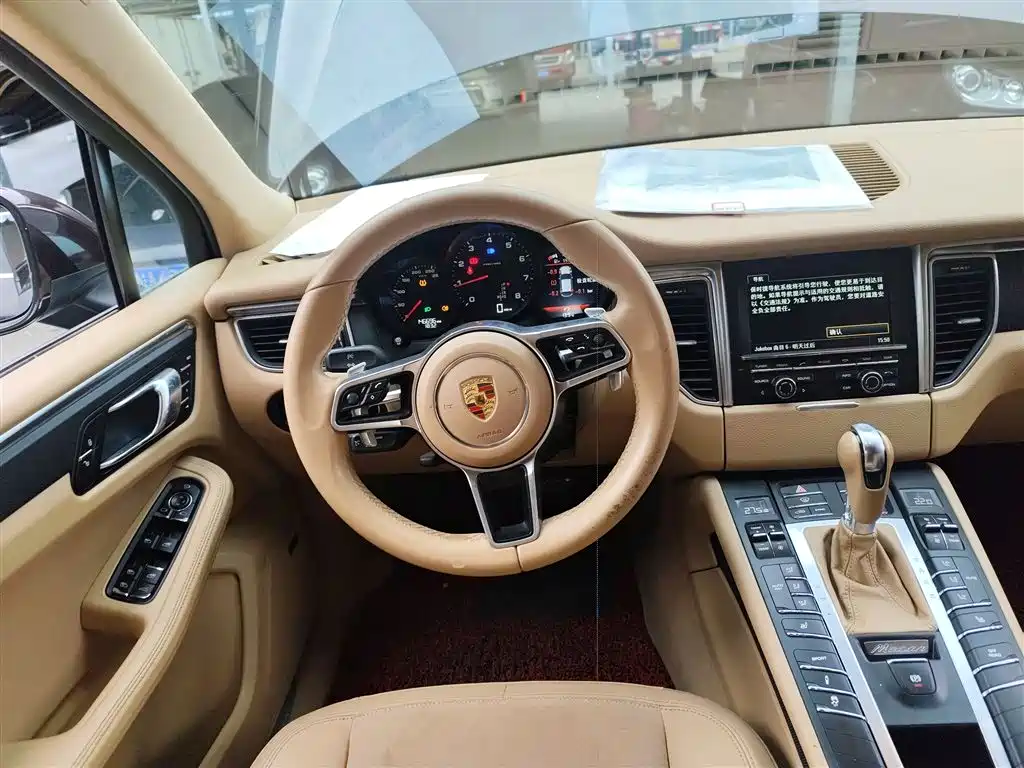 Porsche Macan 2014 Macan 2.0T фото 7