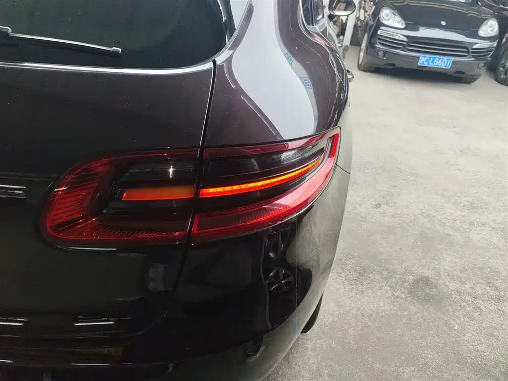 Porsche Macan 2014 Macan 2.0T фото 24