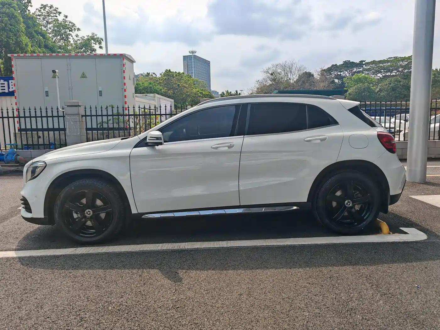Mercedes-Benz GLA 2019 GLA 200 Fashion фото 2