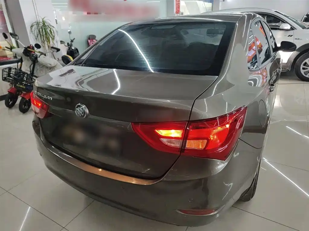 Buick Excelle 2016 Model 15N Automatic Luxury фото 6