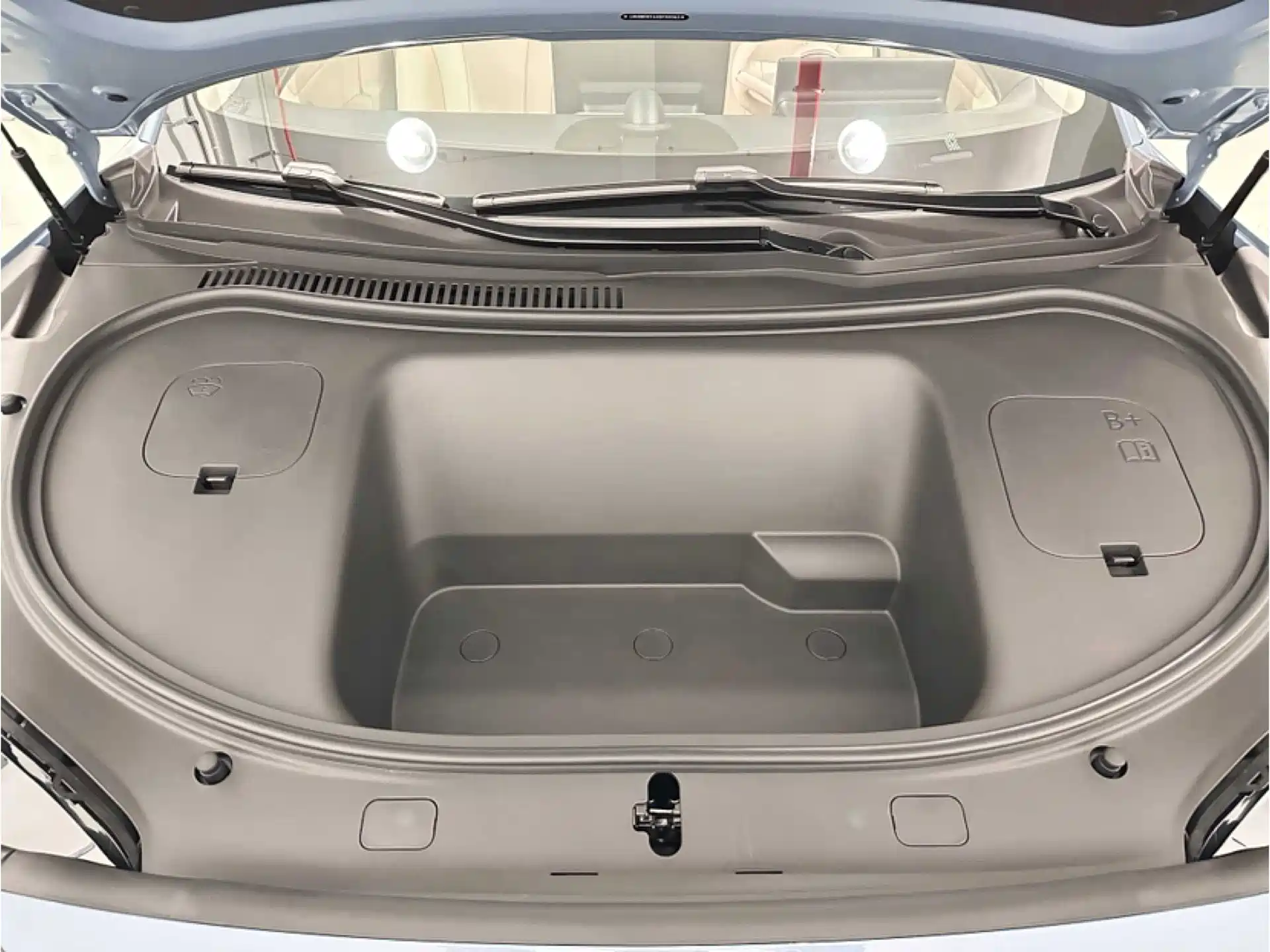 Фото 6 - Zhijie Luxeed R7