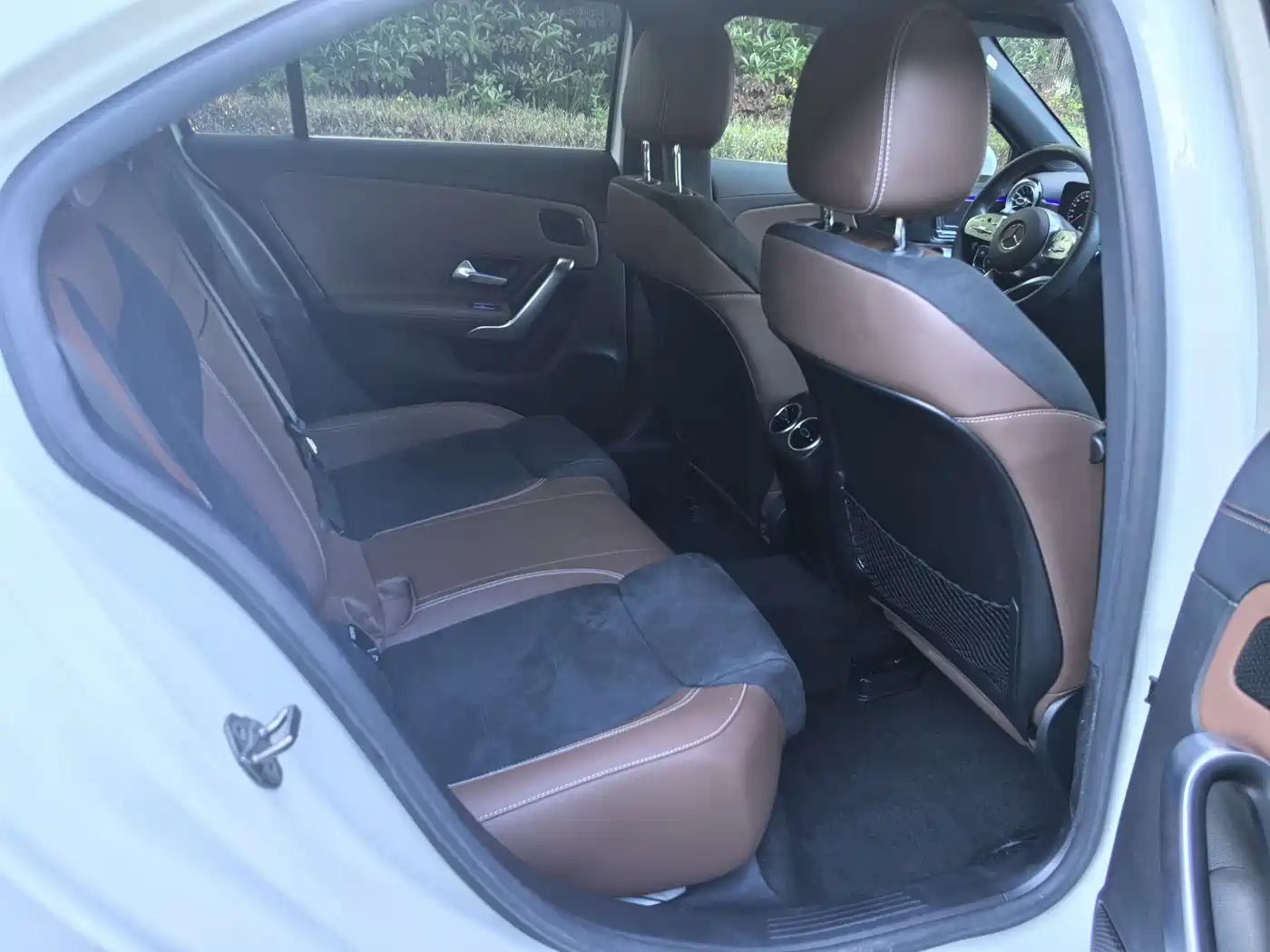 Mercedes-Benz A-Class 2020 A 200 L Sport Sedan фото 11