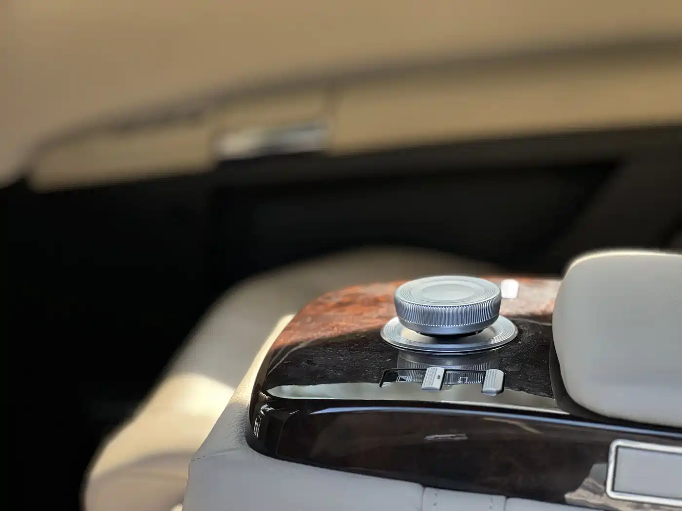 Mercedes-Benz S-Class фото 20