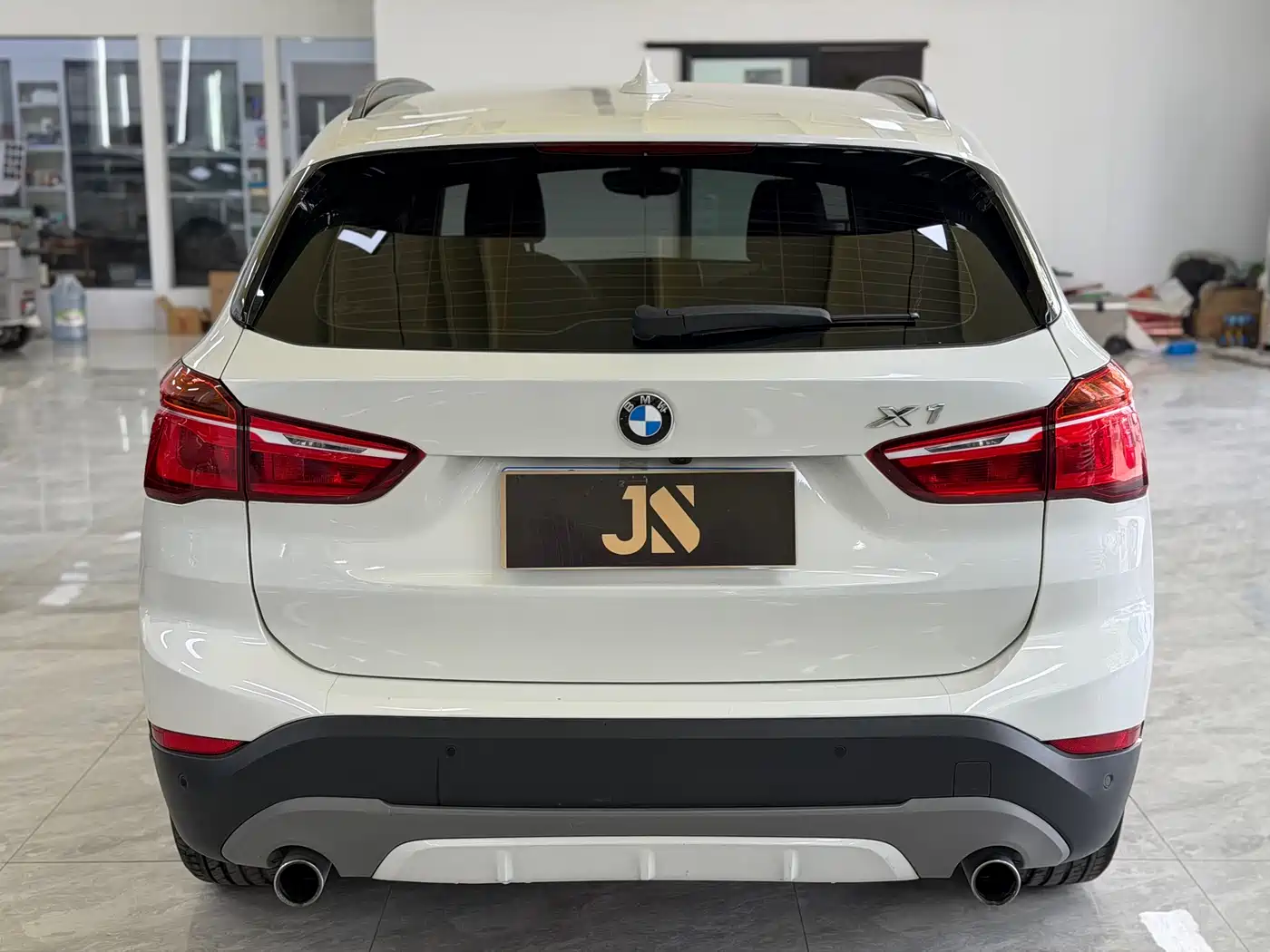 BMW X1 2018 xDrive20Li Premium Model фото 9