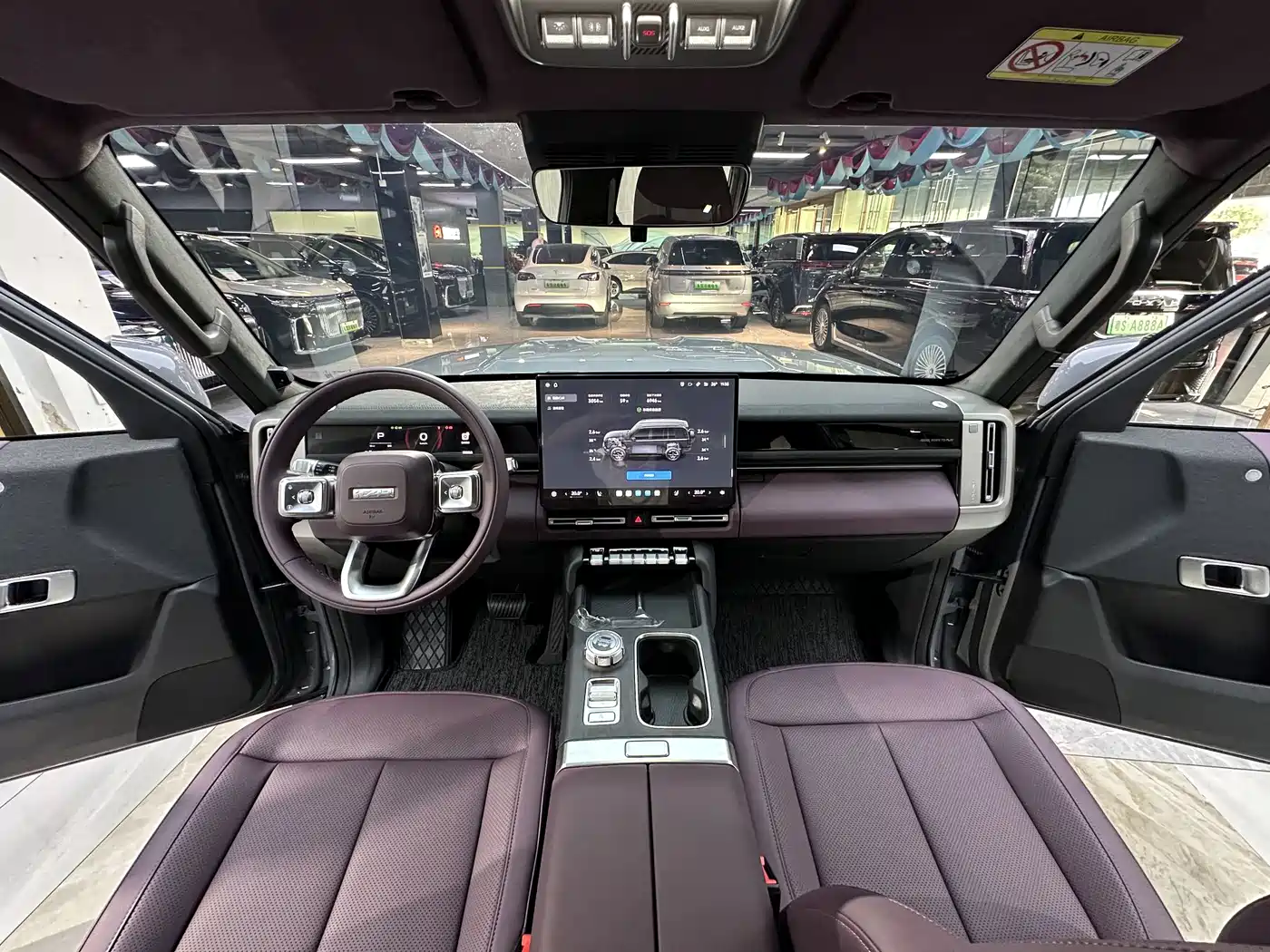 iCAR V27 2026 200KM AWD Falcon 500 фото 16