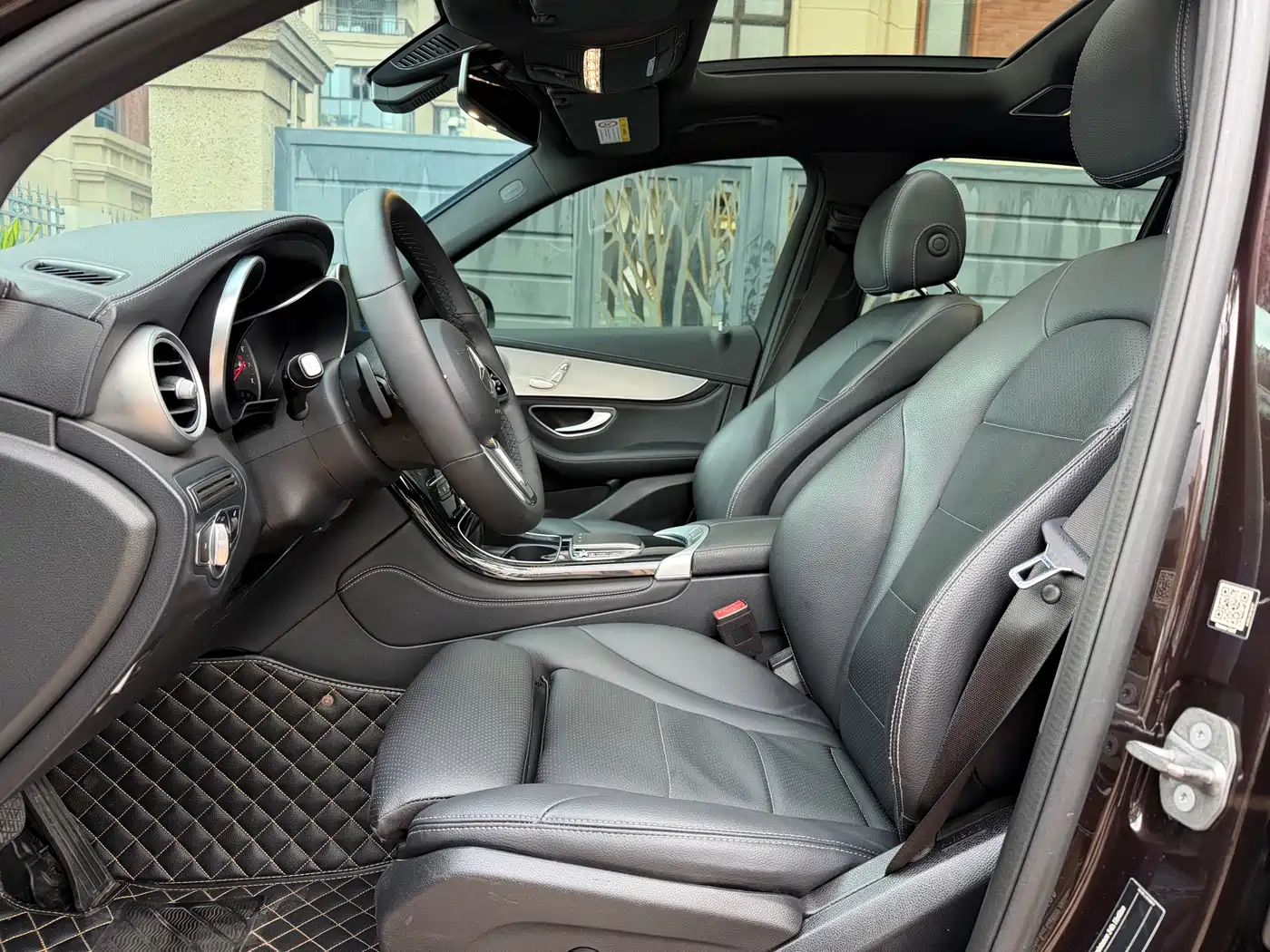 Mercedes-Benz GLC 2020 Facelift GLC 260 L 4MATIC Dynamic фото 4