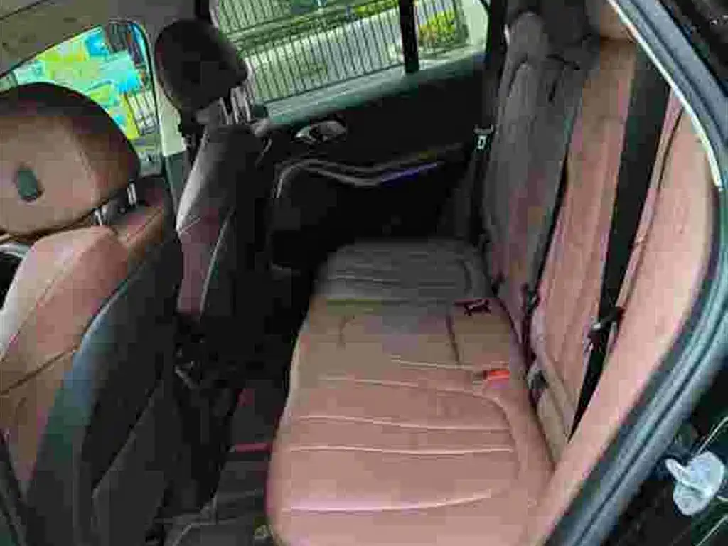Photo 7 - BMW X5 (Import)