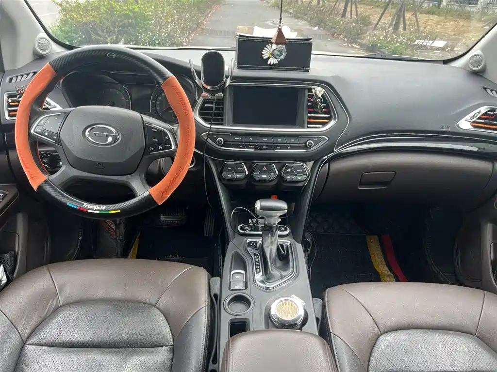 GAC Trumpchi Trumpchi GS4 2017 235T Automatic 2WD Luxury Smart Connected Edition фото 7