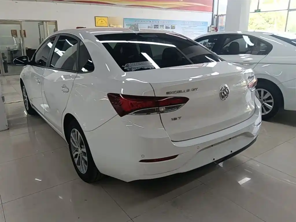 Buick Excelle 2019 18T Auto Connected Elite China VI фото 5
