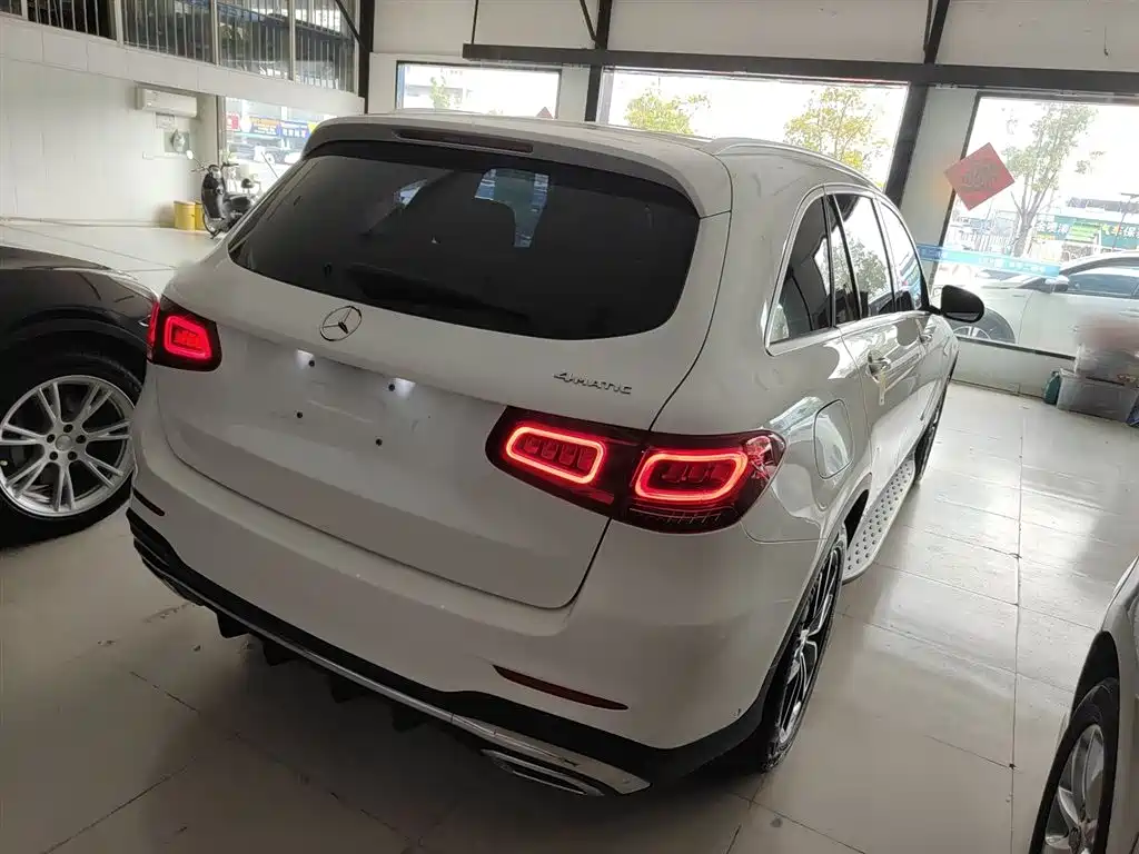 Mercedes-Benz GLC 2022 Model GLC 260 L 4MATIC Luxury Edition фото 5