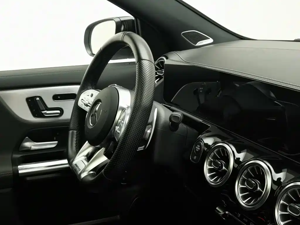 Mercedes-Benz GLA, миниатюра 22