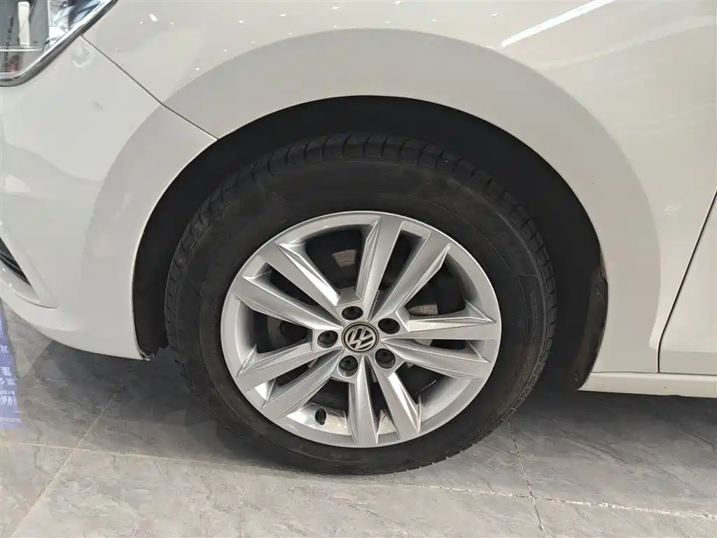 Volkswagen Santana 2018 1.5L Automatic Comfort Edition фото 17